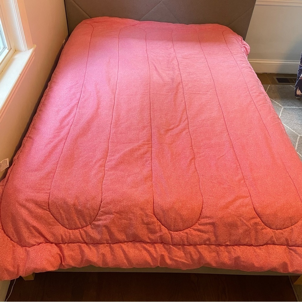 Marimekko Pink/White Speckled Twin Comforter